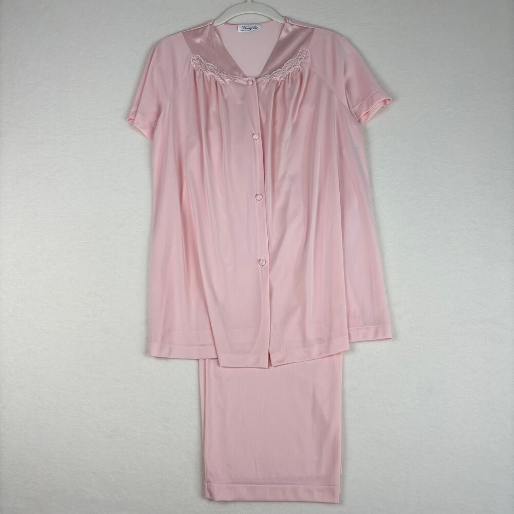 Vintage Vanity Fair Antron III Nylon Tricot Silky Pink Pajama Set Medium